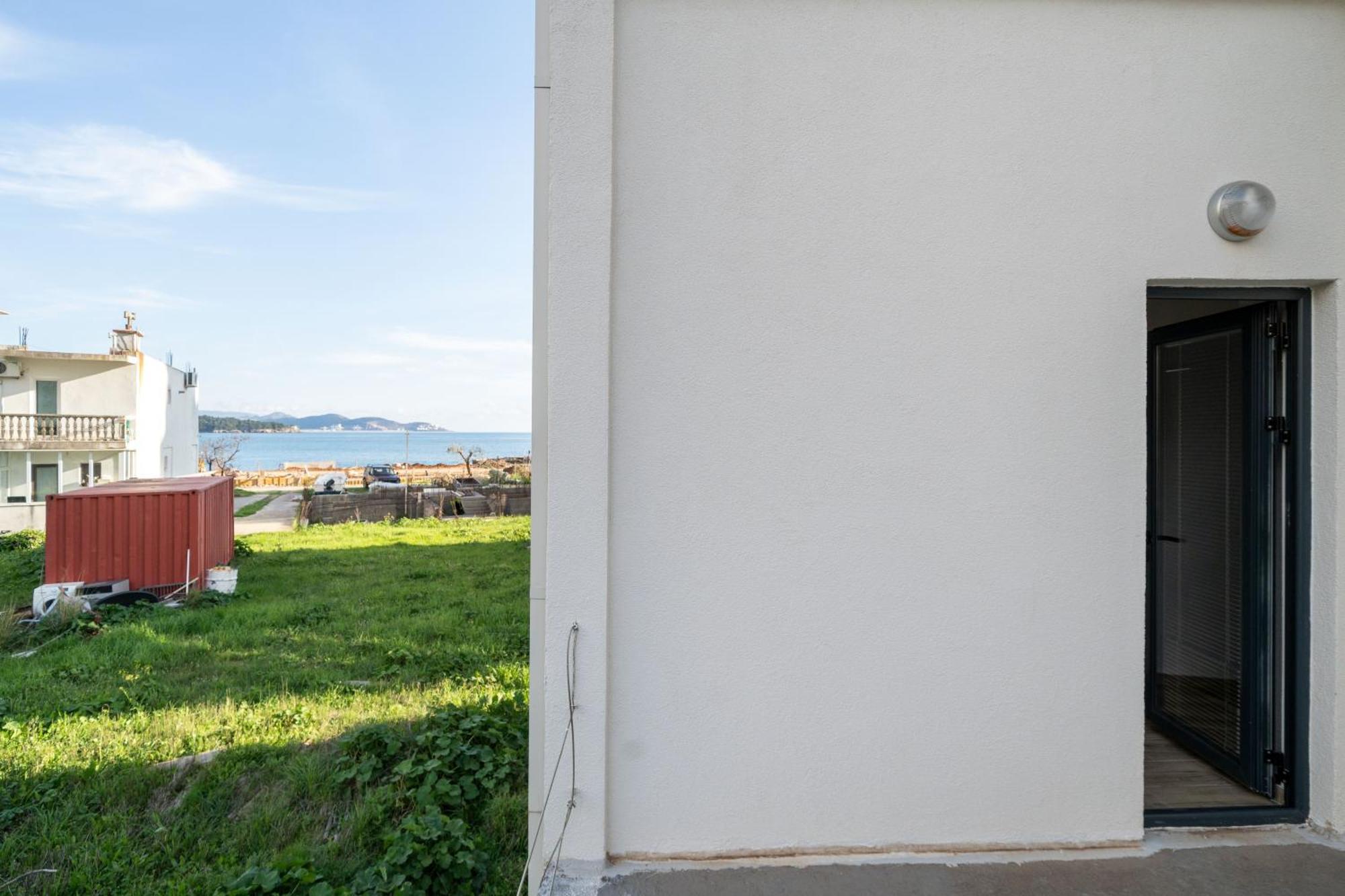 Mariner Apartments ซูโตมอเร ภายนอก รูปภาพ