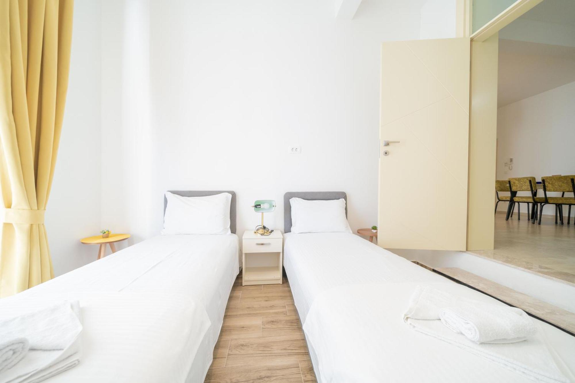 Mariner Apartments ซูโตมอเร ภายนอก รูปภาพ