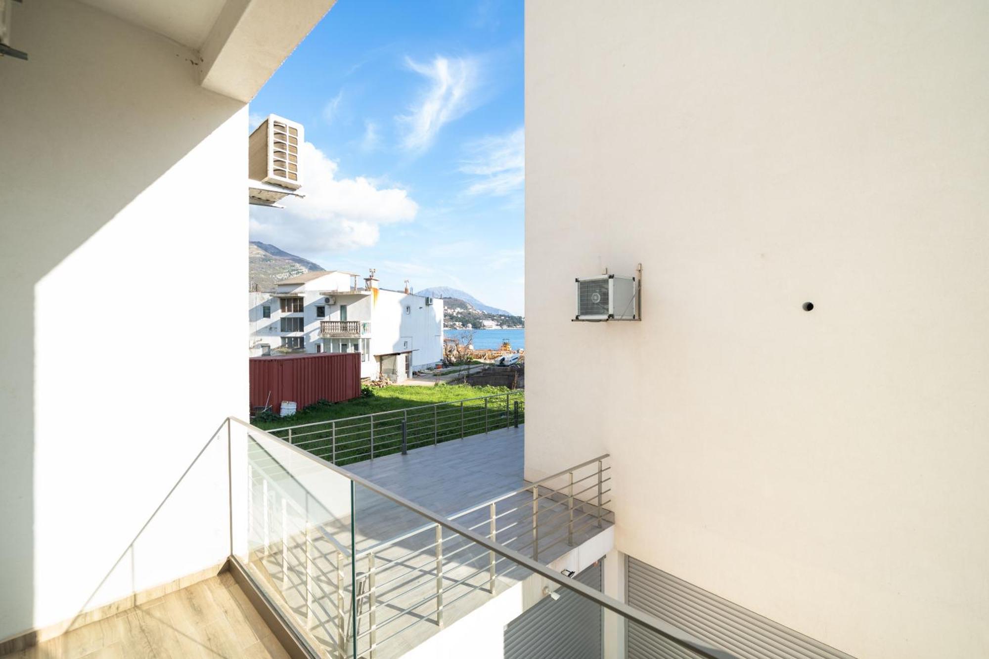 Mariner Apartments ซูโตมอเร ภายนอก รูปภาพ