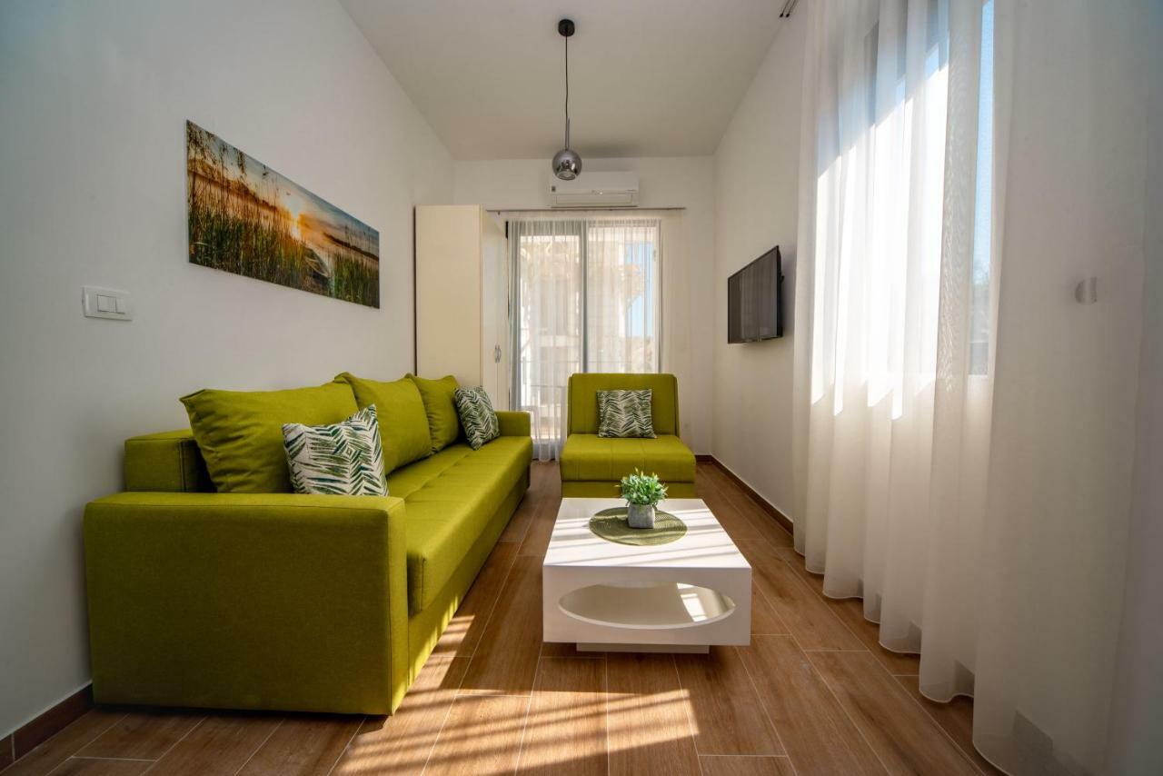 Mariner Apartments ซูโตมอเร ภายนอก รูปภาพ
